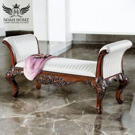 Reclaimed Wood Bench – Sustainable and Beautiful